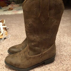 Girls cowboy boots size 13